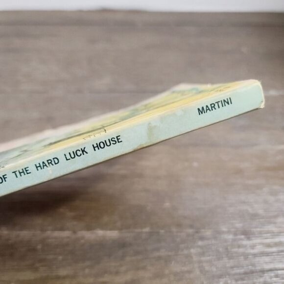 Vintage 1960s Mystery of the Hard Luck House by Teri Martin Paperback Book - Picture 7 of 12